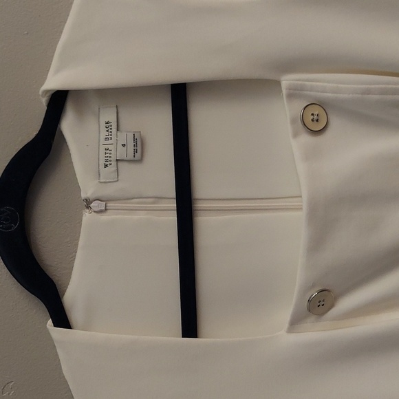 WHITE HOUSE BLACK MARKET Winter White Capped Sleeve Button Sheath Dress - Picture 2 of 13